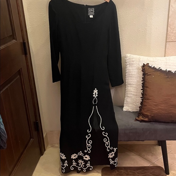 Cynthia Rowley Dresses & Skirts - Cynthia Rowley Elegant Black Dress with White Embroidery